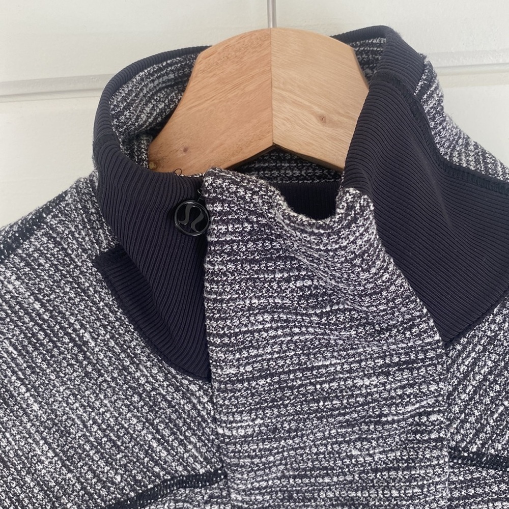 Lululemon | Grey Long Sleeve 1/2 Zip | Great Condition - Picture 3 of 8